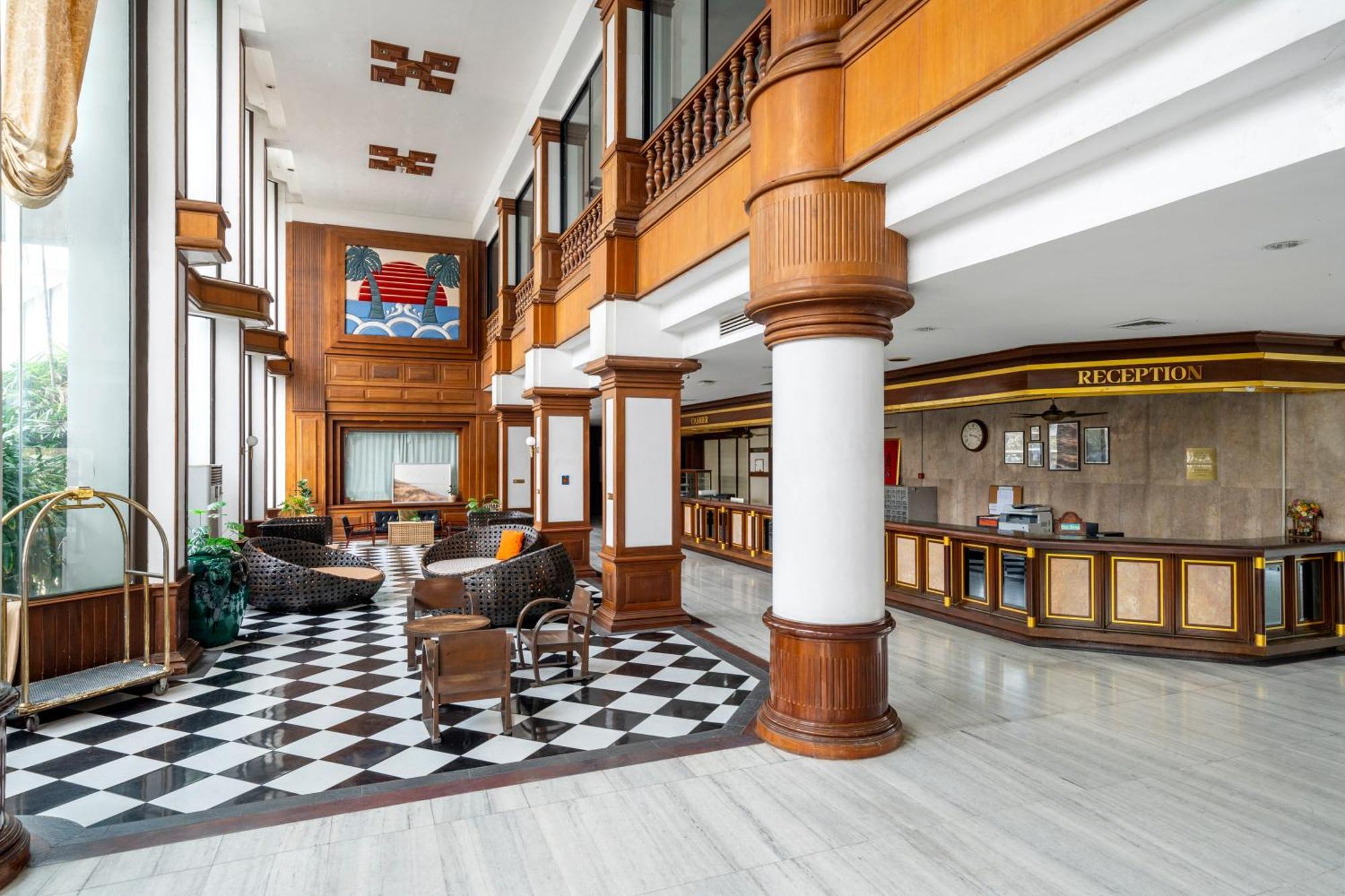 Welcome Plaza Hotel Патая Екстериор снимка