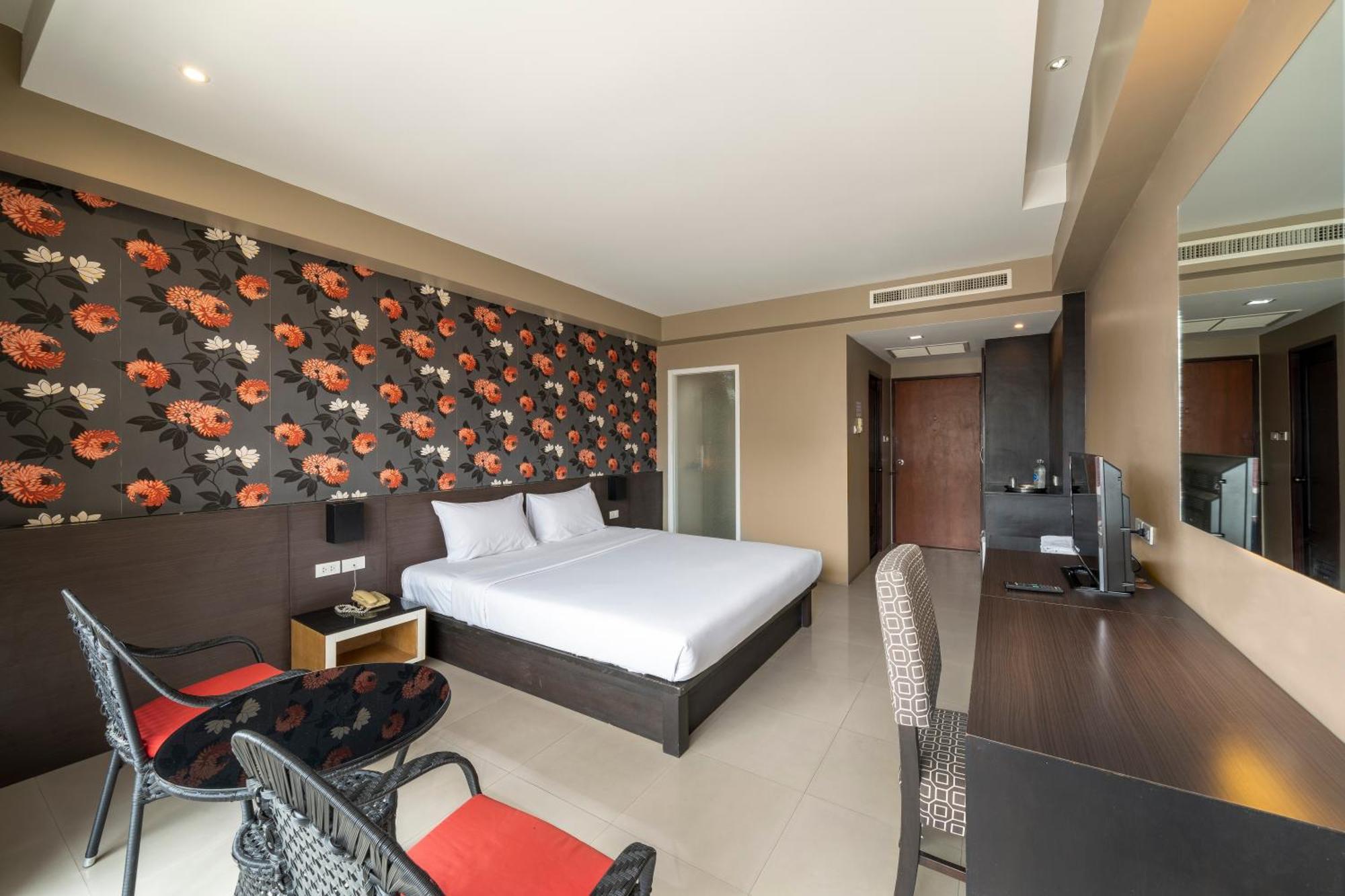 Welcome Plaza Hotel Патая Екстериор снимка