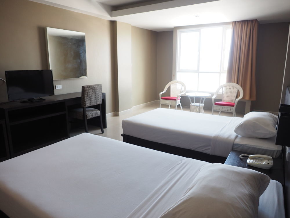 Welcome Plaza Hotel Патая Екстериор снимка