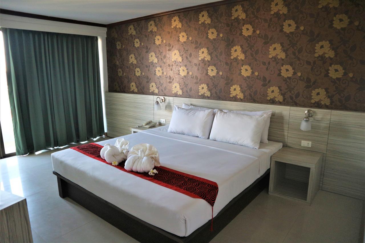 Welcome Plaza Hotel Патая Екстериор снимка
