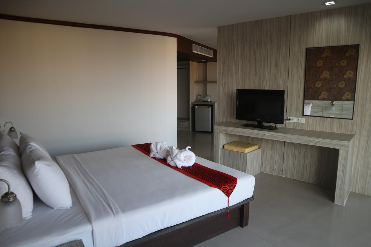 Welcome Plaza Hotel Патая Екстериор снимка