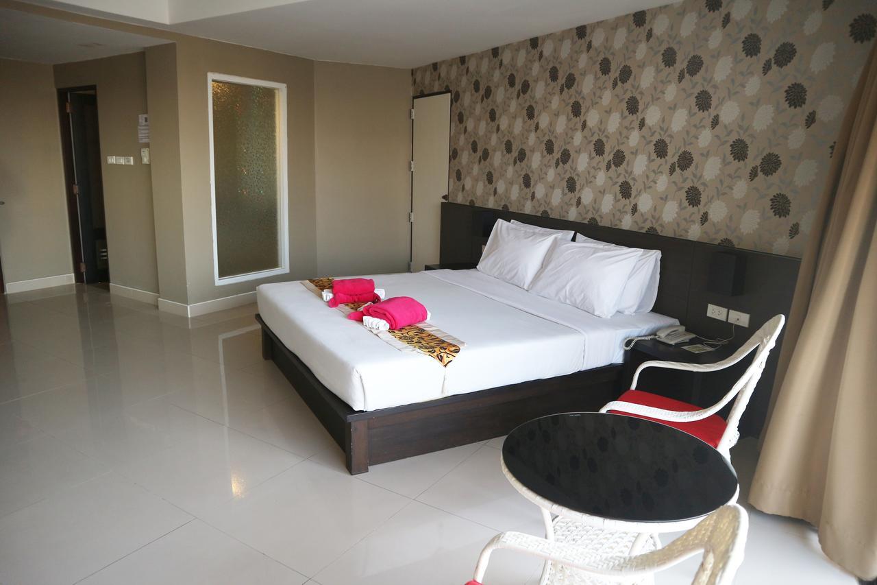 Welcome Plaza Hotel Патая Екстериор снимка